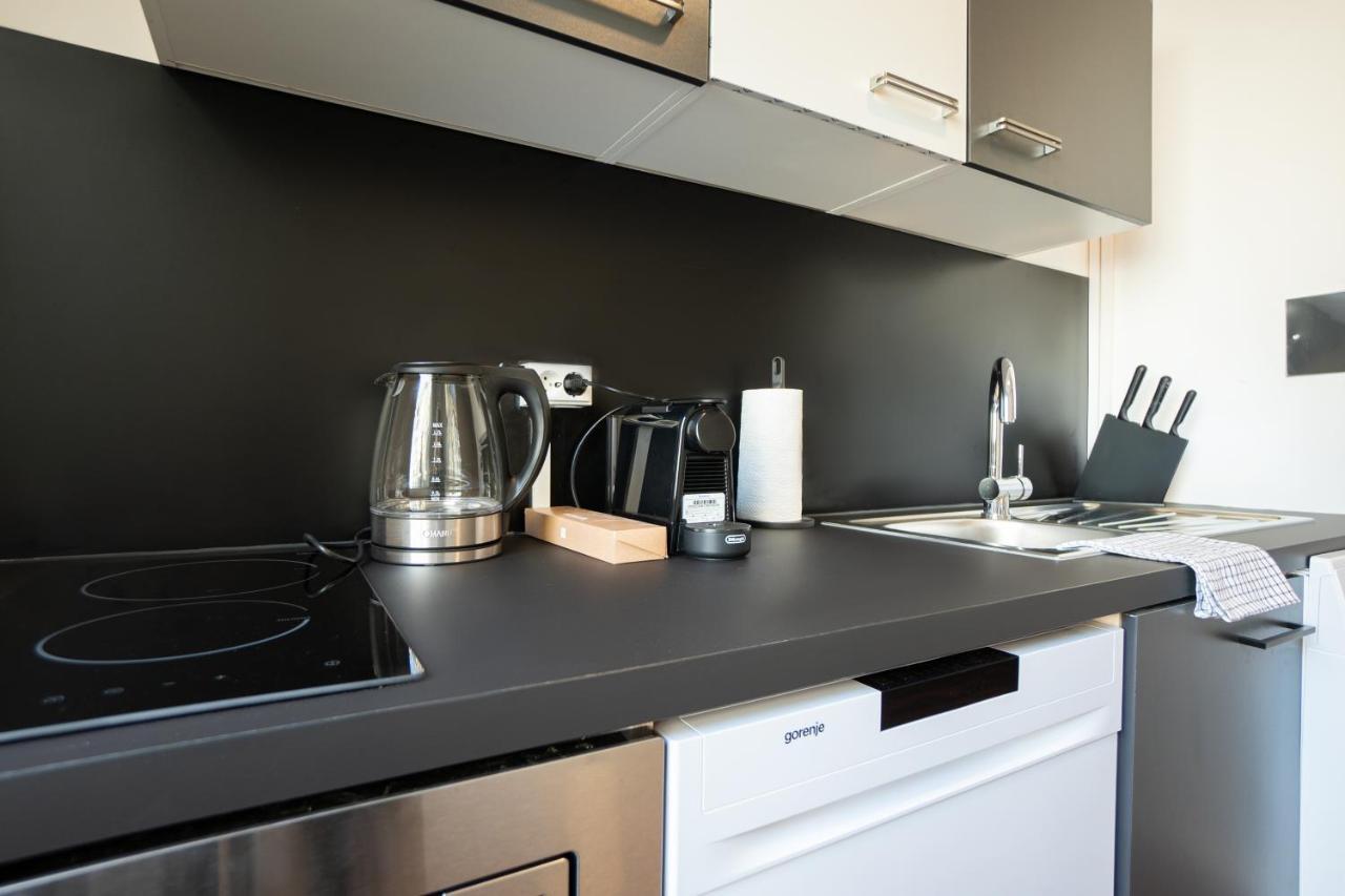A Spacious 3-Bedroom Apartment With King-Size Beds Is Located Within 5 Minute'S Walk From The Prater Відень Екстер'єр фото