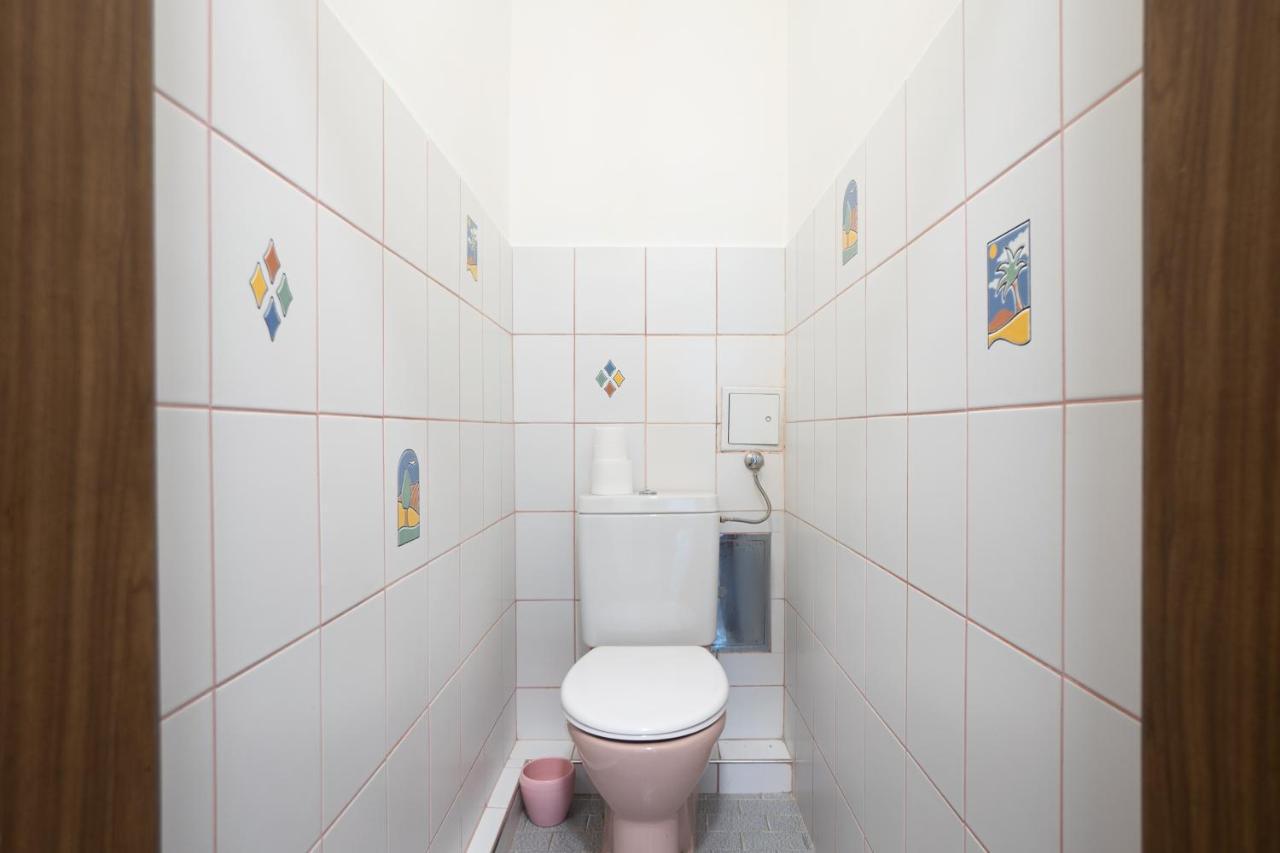 A Spacious 3-Bedroom Apartment With King-Size Beds Is Located Within 5 Minute'S Walk From The Prater Відень Екстер'єр фото